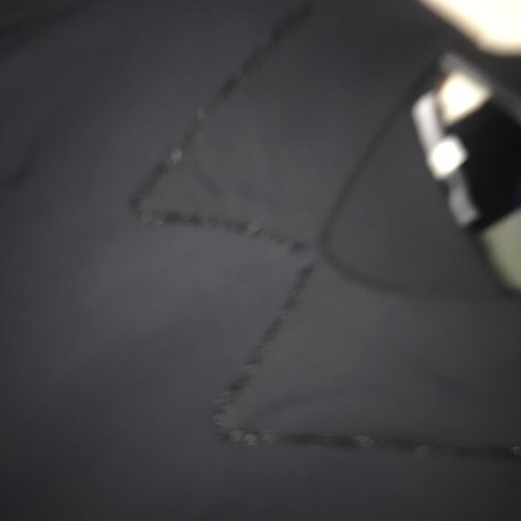 Black elegant top - Picture 3 of 7